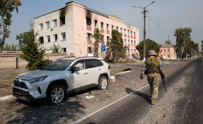 Сили оборони встановили прапор України у тимчасово захоплених росіянами Олешках